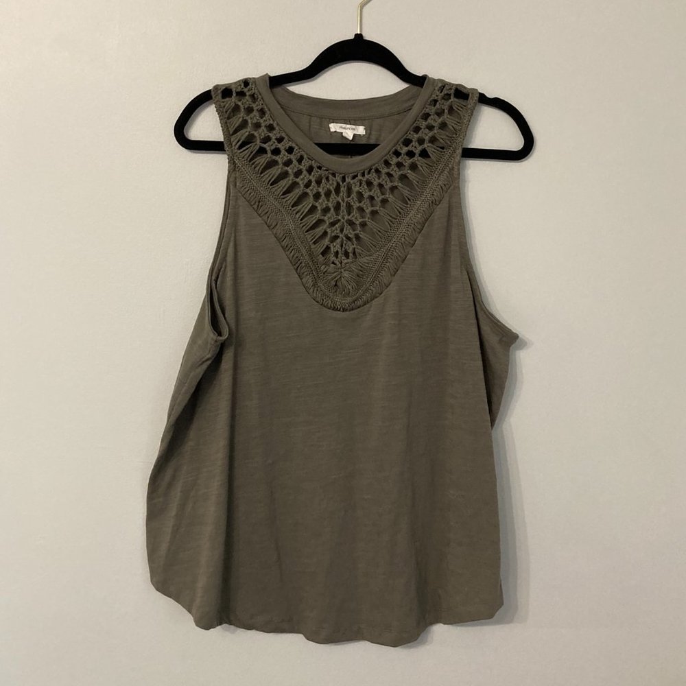 MAURICES Tank Size 1X PLUS SIZE Moss Green Boho Crochet Neckline Festival